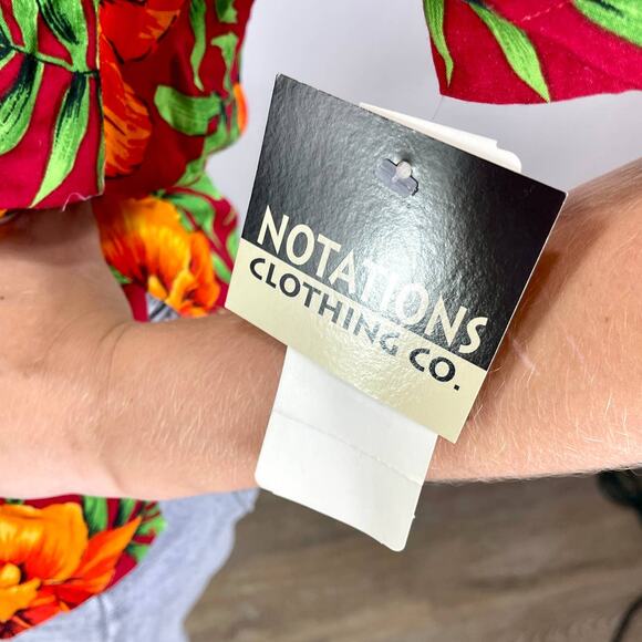 90s NOTATIONS Vintage Red Floral Hawaiian Print Button Up - Picture 6 of 9